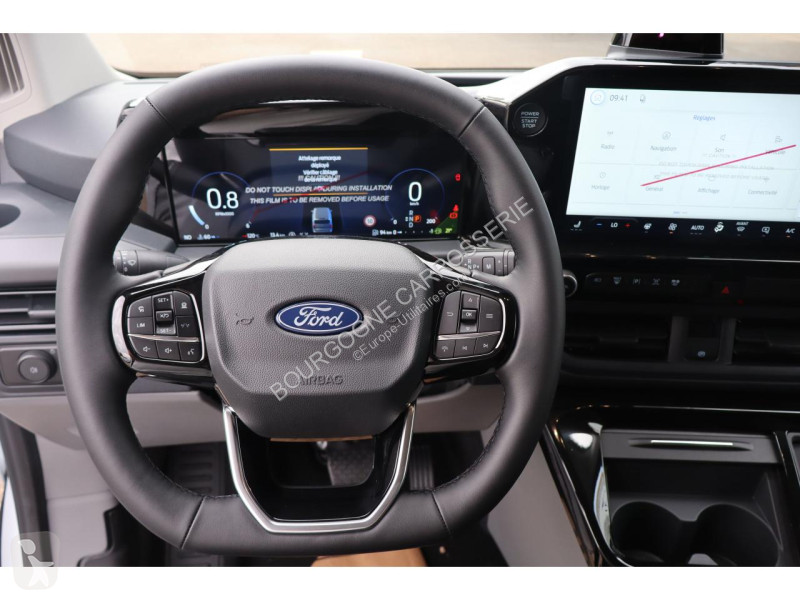 Véhicule utilitaire Ford TRANSIT CUSTOM 2.0...