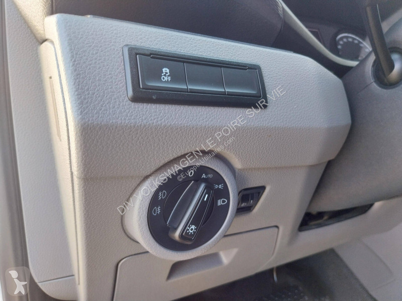 Bedrijfswagen Volkswagen TRANSPORTER 6.1 VAN...