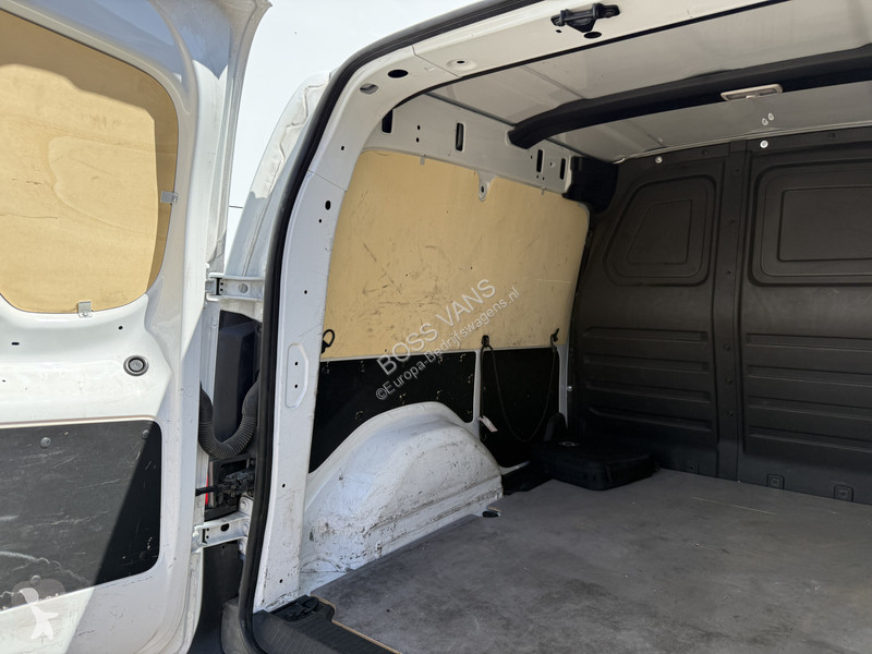 Furgoneta Mercedes 112 51 kWh L1 284kkm WLTP...