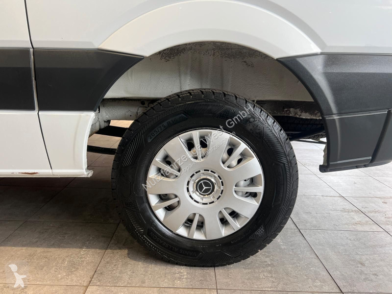 عربة نفعية Mercedes 213/316...