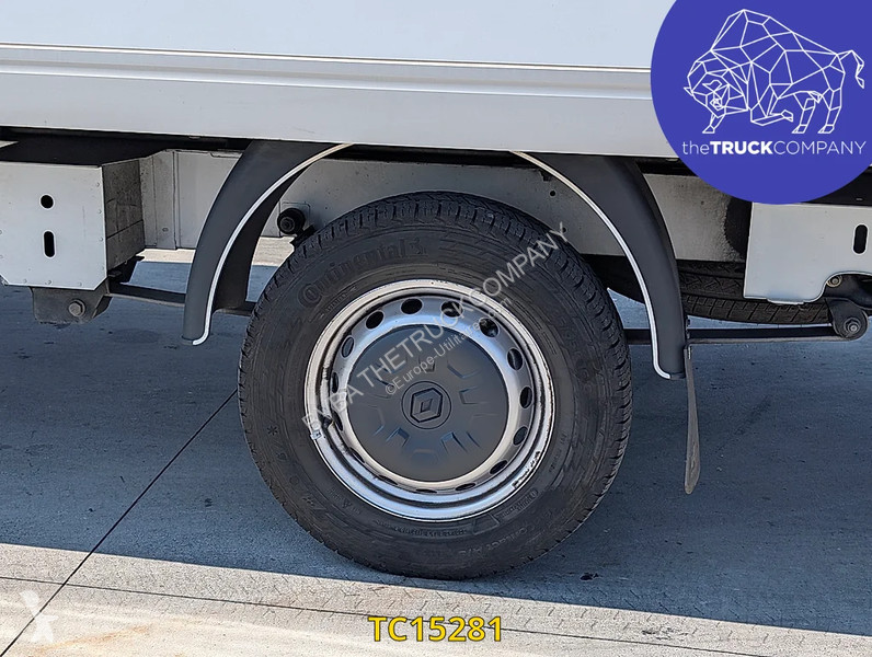 عربة نفعية Renault 2.2 DCI KOFFER MET LIFT