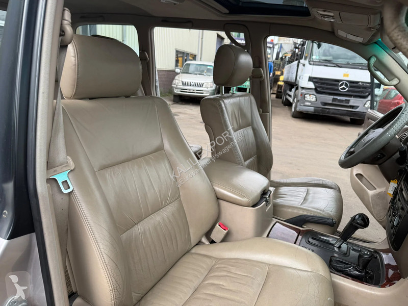 Furgoneta Toyota SUV - V8 - Petrol - 4x4 4WD -...