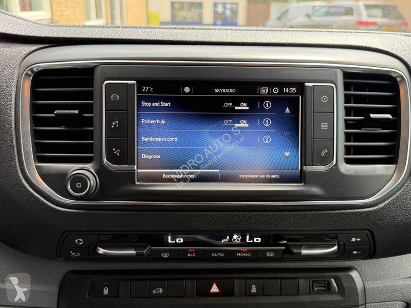 عربة نفعية Toyota 2.0 D Professional 2x...