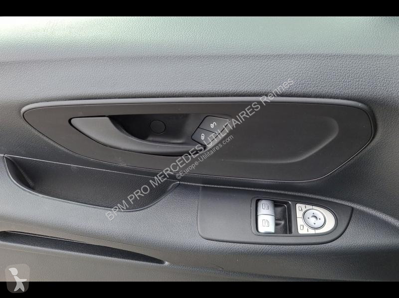Véhicule utilitaire Mercedes Fg 114 CDI Mixto...