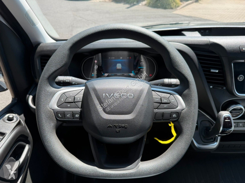 عربة نفعية Iveco 35S18HA8 V Kastenwagen *R...