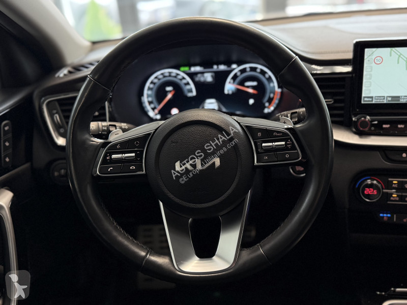 Véhicule utilitaire KIA XCEED / A PARTIR DE...
