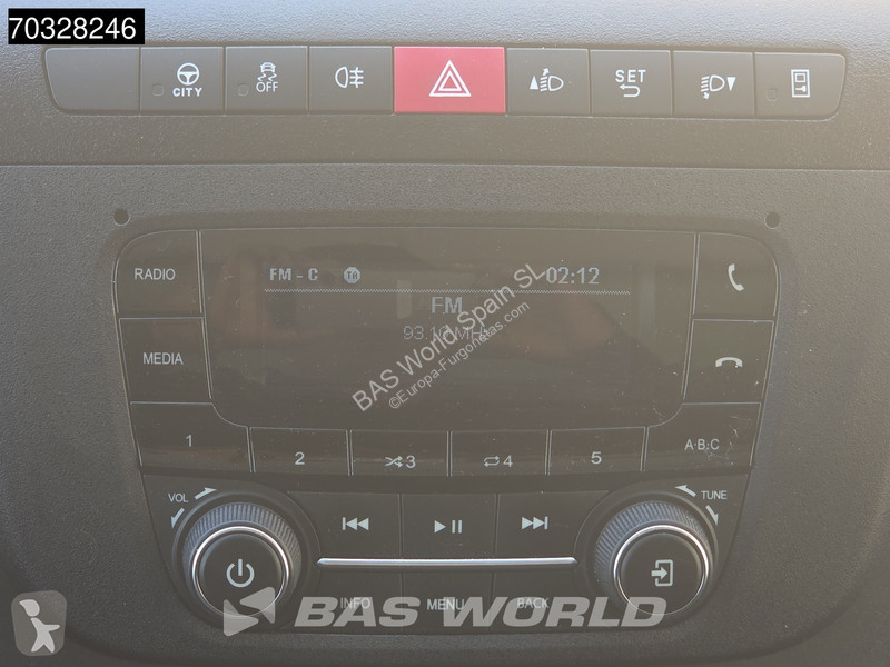 Furgoneta Iveco 35C16 3.0L - Plataforma...