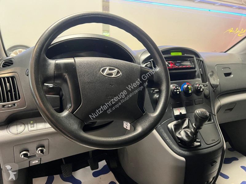 عربة نفعية Hyundai H-1  2,5 CRDI...
