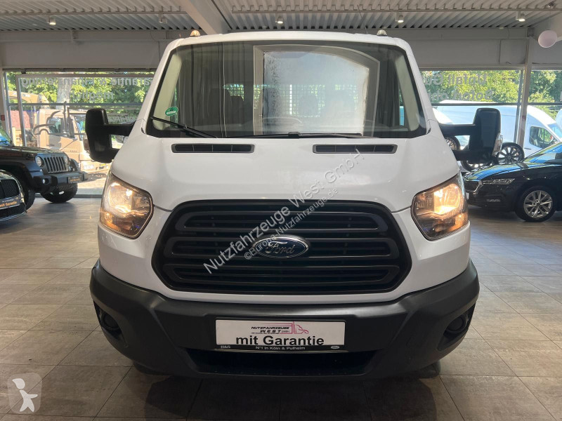 عربة نفعية Ford TDI Maxi DoKa...
