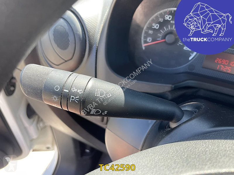 عربة نفعية Peugeot 1.2 HDI - AIRCO