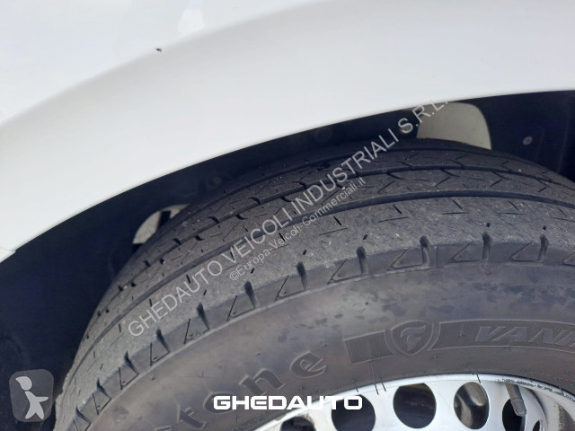 عربة نفعية Volkswagen Crafter FURGONE
