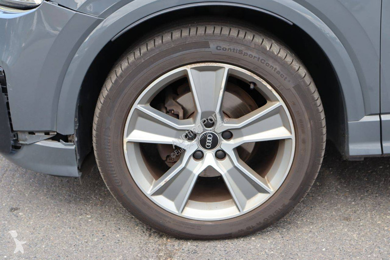Лекотоварен автомобил Audi S line