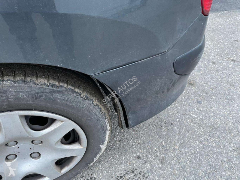 عربة نفعية Peugeot