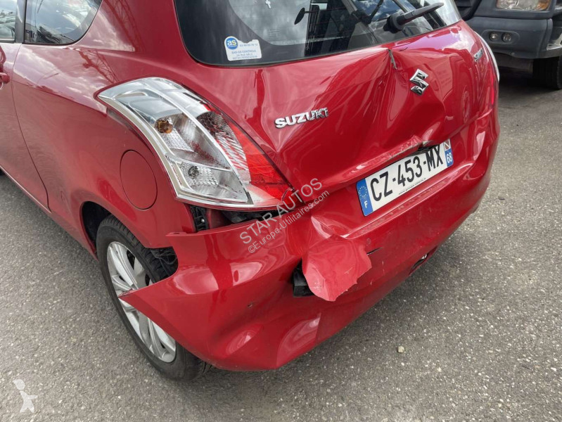 Samochód dostawczy Suzuki
