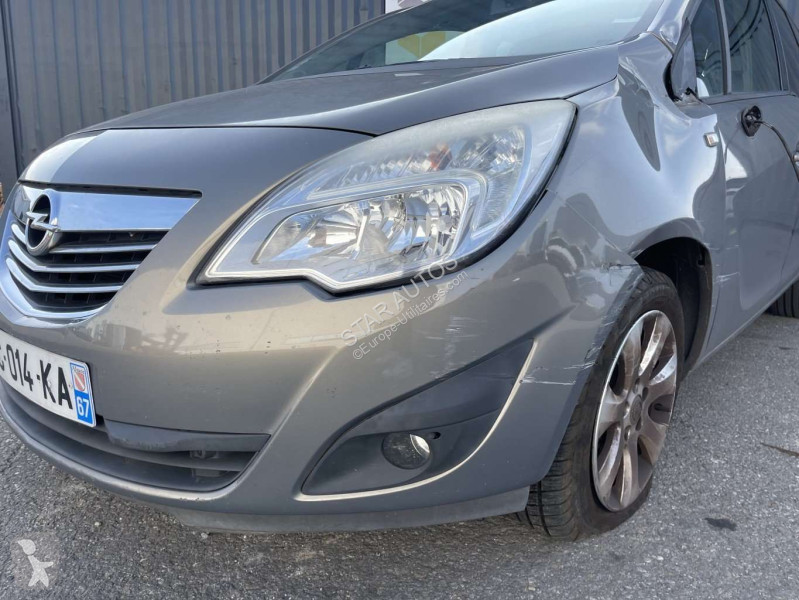 Samochód dostawczy Opel