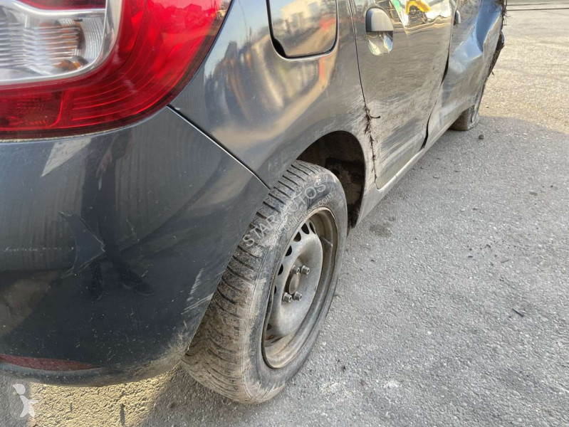 عربة نفعية Dacia
