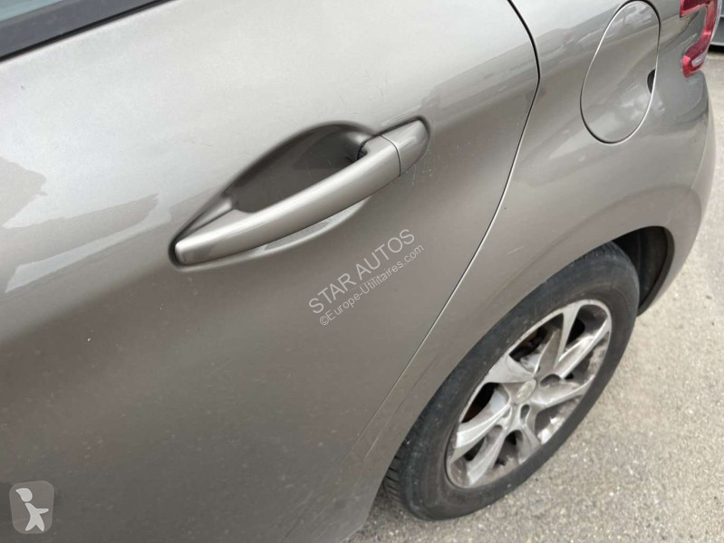 Peugeot  van