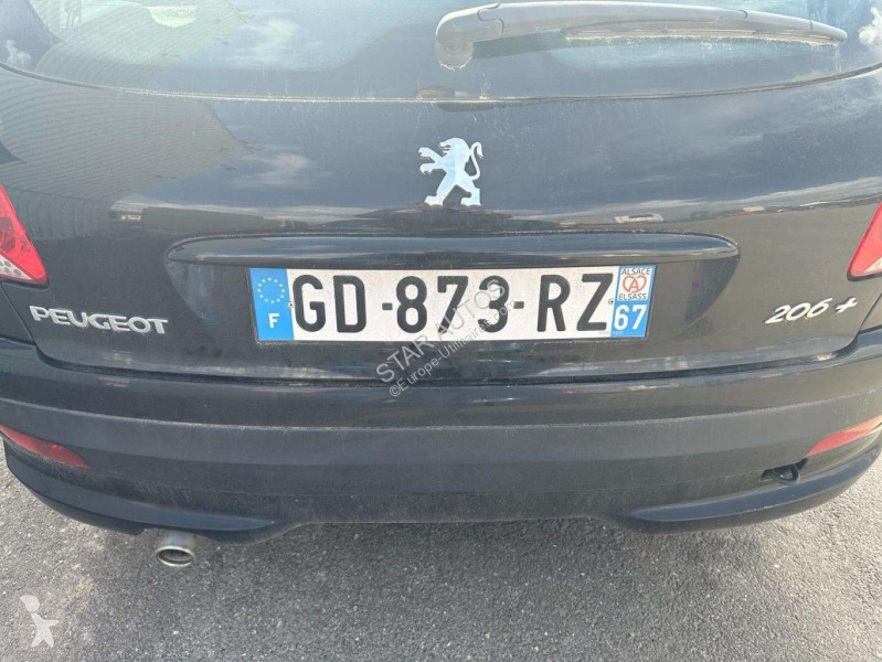 Véhicule utilitaire Peugeot