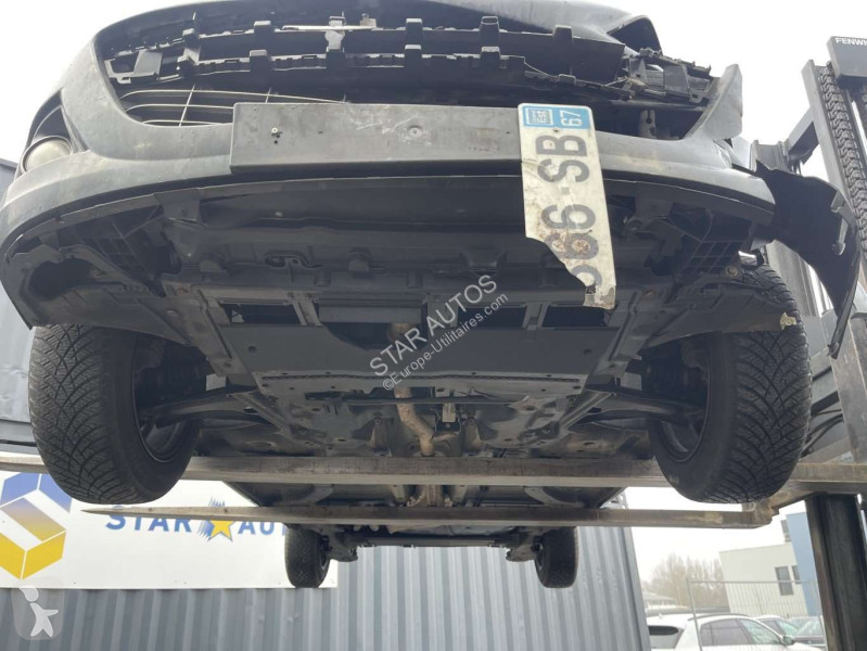 عربة نفعية Peugeot
