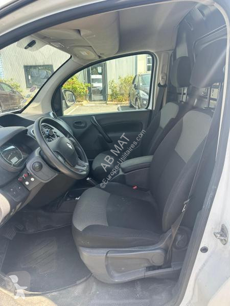 Samochód dostawczy Renault