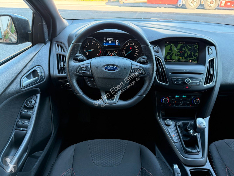 Samochód dostawczy Ford Turnier...