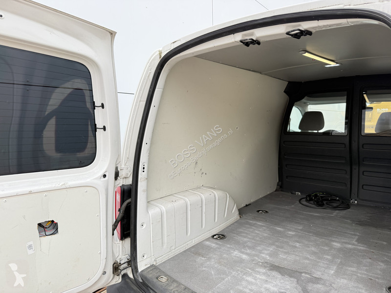 Samochód dostawczy Volkswagen 37kWh 113PK L2H1...