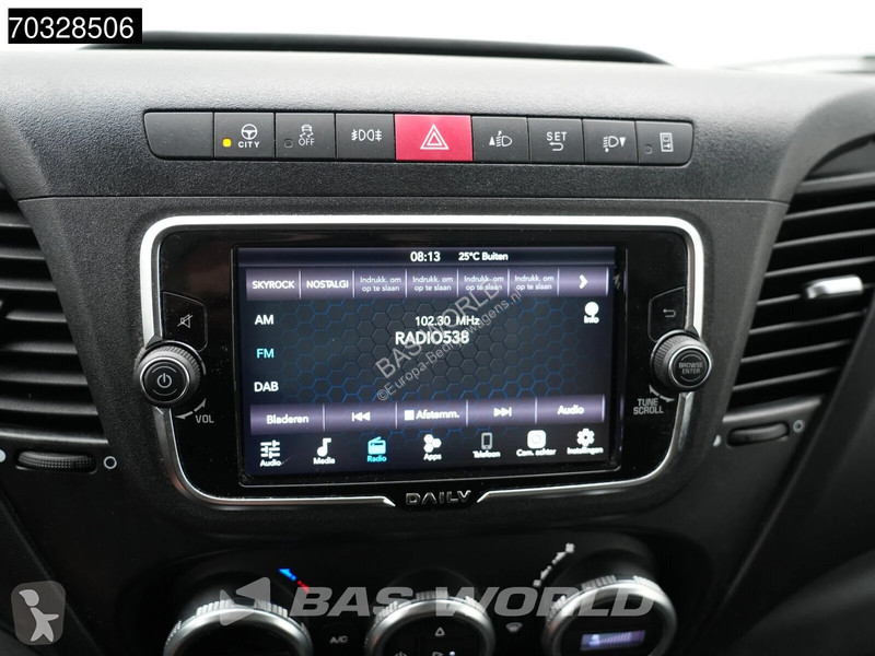 Лекотоварен автомобил Iveco 35C16 3.0L Automaat...