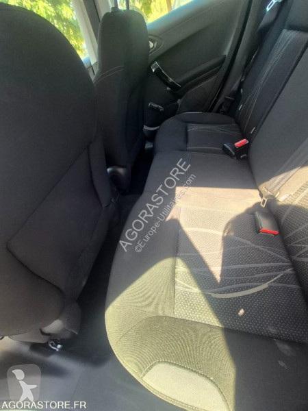 Nyttofordon Peugeot 208