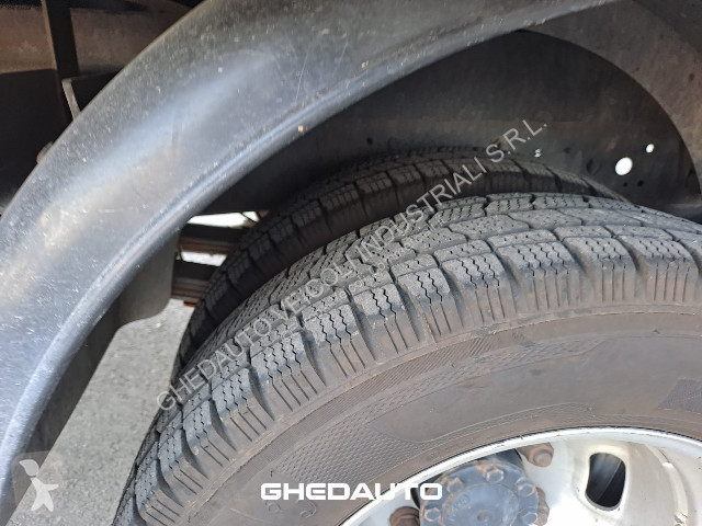 عربة نفعية Iveco Daily 35C15 - CASSONE + GRU
