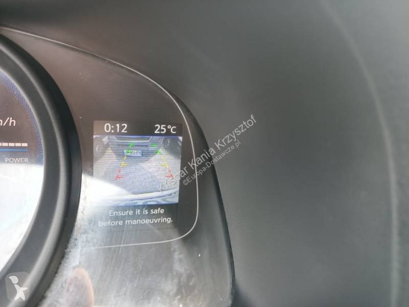 Véhicule utilitaire Nissan