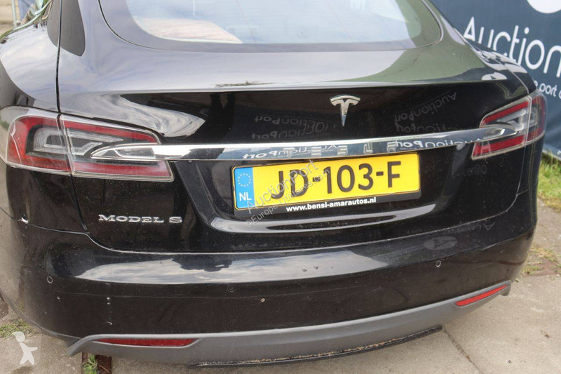Furgoneta Tesla