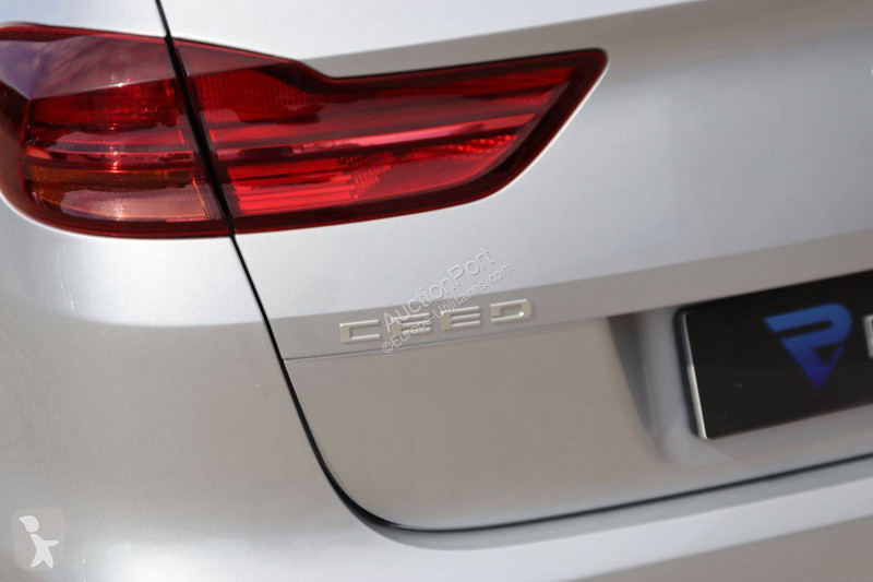 Samochód dostawczy KIA  Ceed