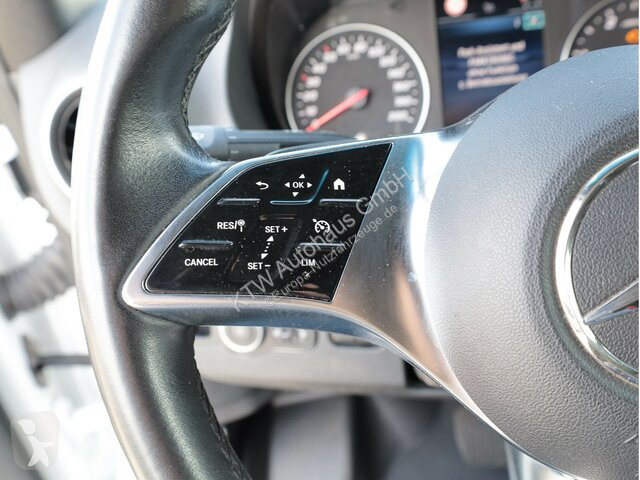 Véhicule utilitaire Mercedes Sprinter 317...