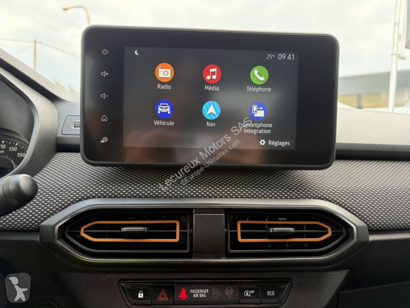 عربة نفعية Dacia (3) Stepway Confort TCe 90