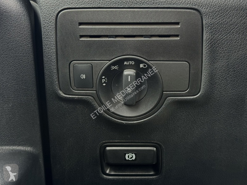 Véhicule utilitaire Mercedes Vito  Fourgon...