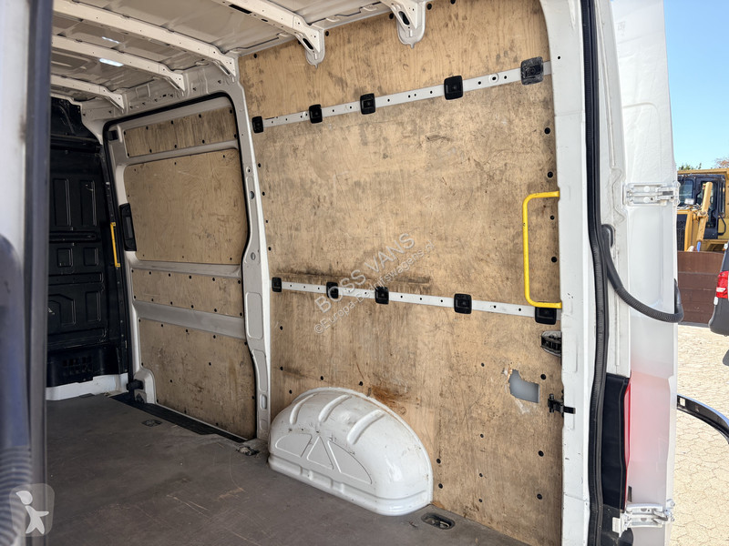 Furgoneta MAN 3.140 2.0 TDI 140PK L3H3 Airco...
