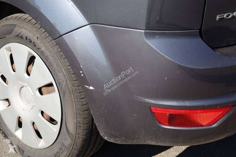 Véhicule utilitaire Ford