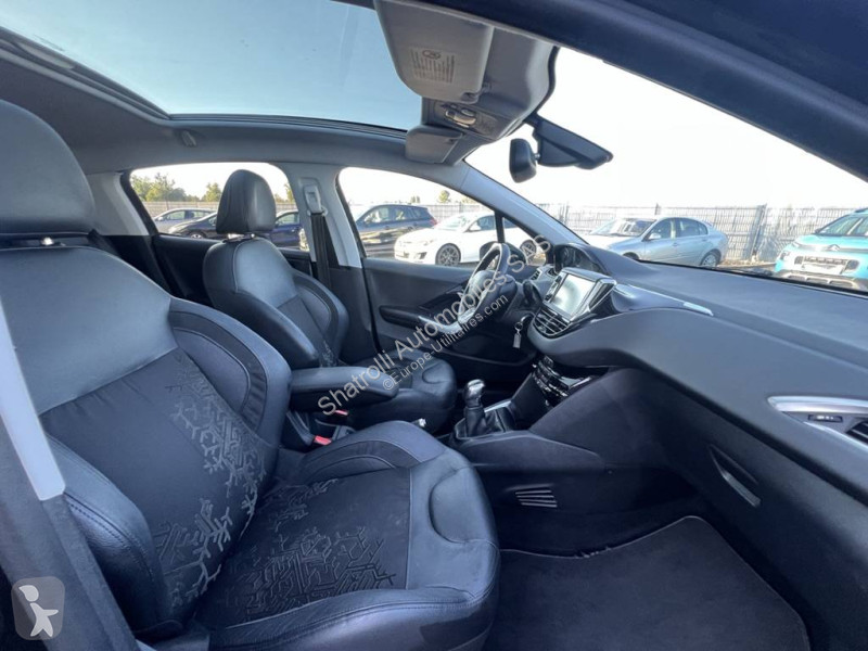 Peugeot 1.6 e-HDi 92ch 5cv Féline 1erMain 5Port...