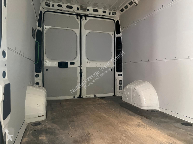 عربة نفعية Peugeot HDI Maxi...