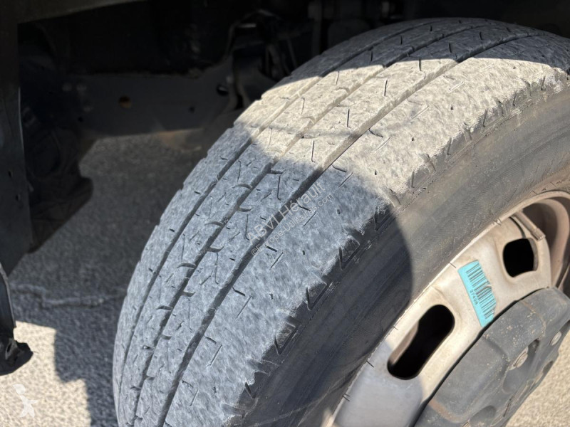 Furgoneta Iveco 35C16H 3.0 DHOLLANDIA CLIM AUTO...