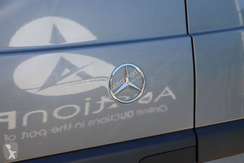 Mercedes 110CDI van