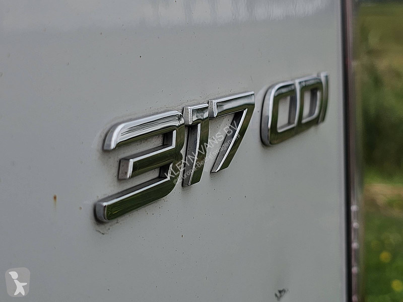 Mercedes 317 L2H2 Automaat Mbux van