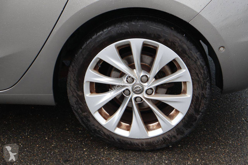 Véhicule utilitaire Opel