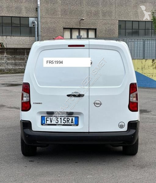 Véhicule utilitaire Opel Сombo