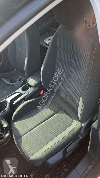 Véhicule utilitaire Peugeot 308