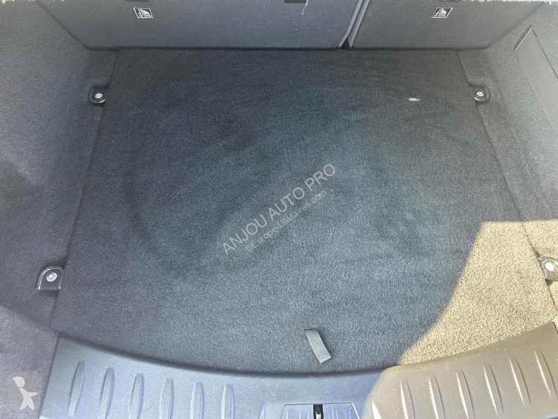 Véhicule utilitaire Jaguar D180 AWD 2.0 180CH S...