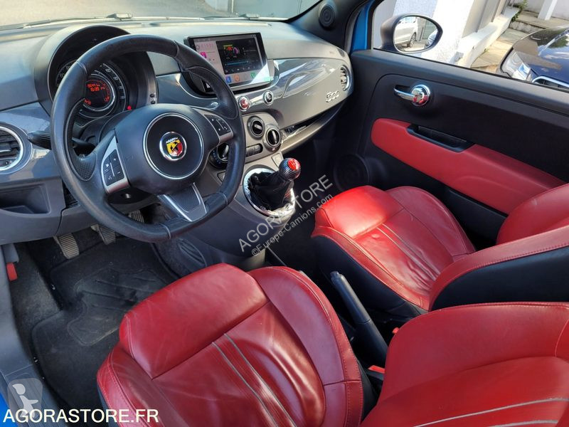 Véhicule utilitaire Fiat 500