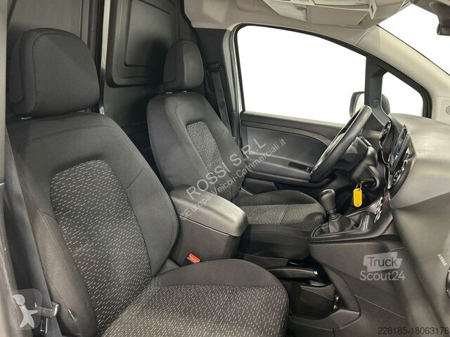 Véhicule utilitaire Mercedes CITAN - 112 urgone...