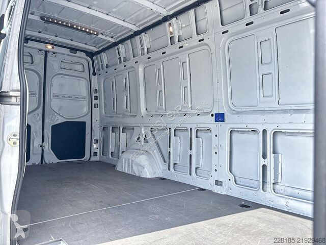 Véhicule utilitaire Mercedes SPRINTER - 317 CDI...