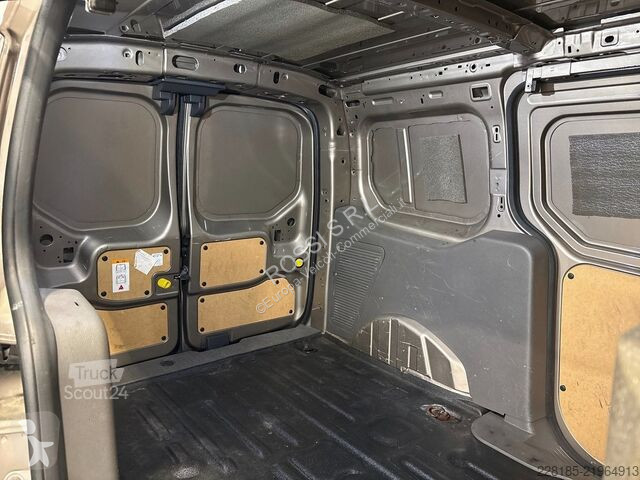 Véhicule utilitaire Ford II 210 2018 - 210 1.0...
